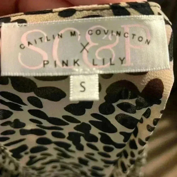 Caitlin Covincton x Pink Lily Cabo Kimono Size Small - Picture 5 of 9